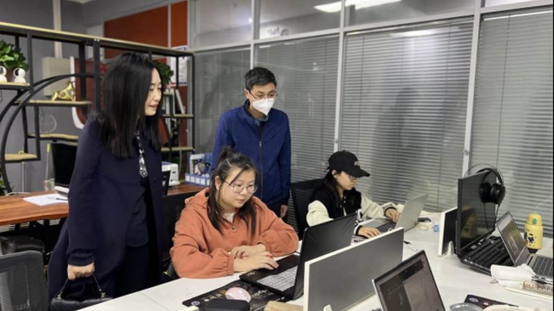 文化传媒公司合同模板：上海地区的合规要点与注意事项